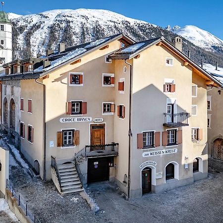Bed and Breakfast Weisses Kreuz - Crusch Alva Samedan Exterior foto
