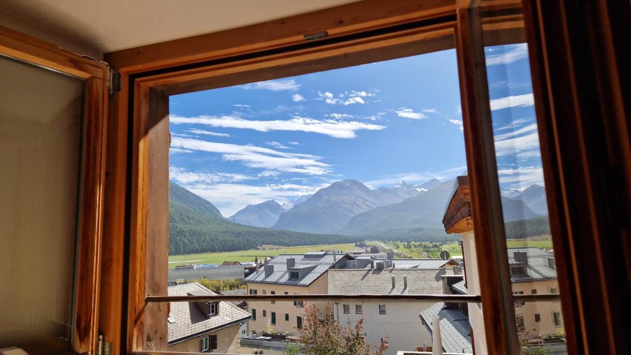 Bed and Breakfast Weisses Kreuz - Crusch Alva Samedan Exterior foto
