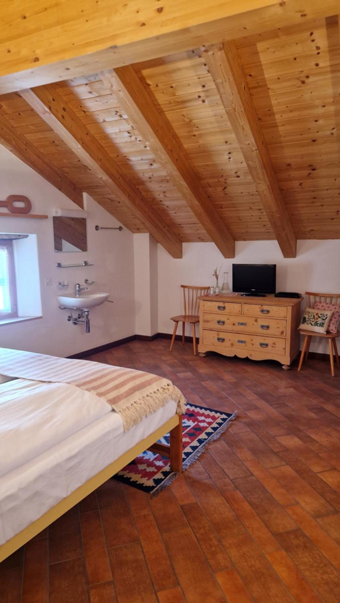 Bed and Breakfast Weisses Kreuz - Crusch Alva Samedan Exterior foto